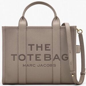 THE LEATHER MEDIUM TOTE BAG